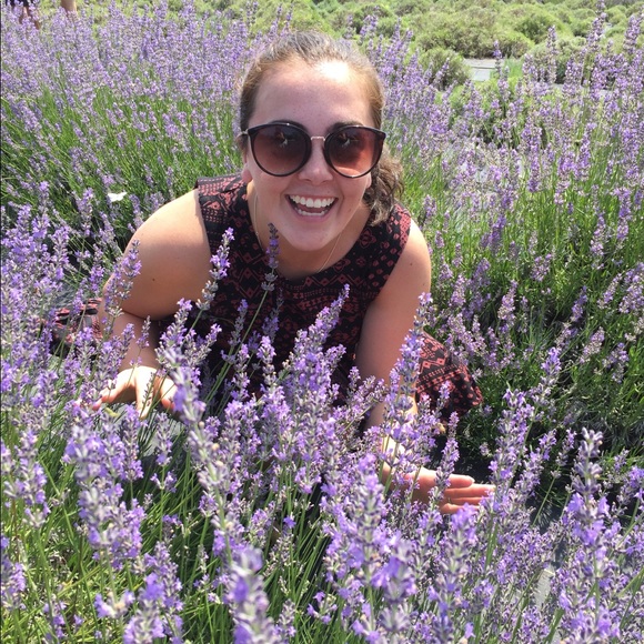 Meet your Posher, Emery - Picture 1 of 1